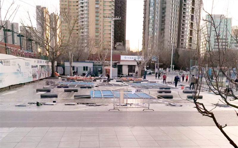 rubber basketball flooring installation (4)