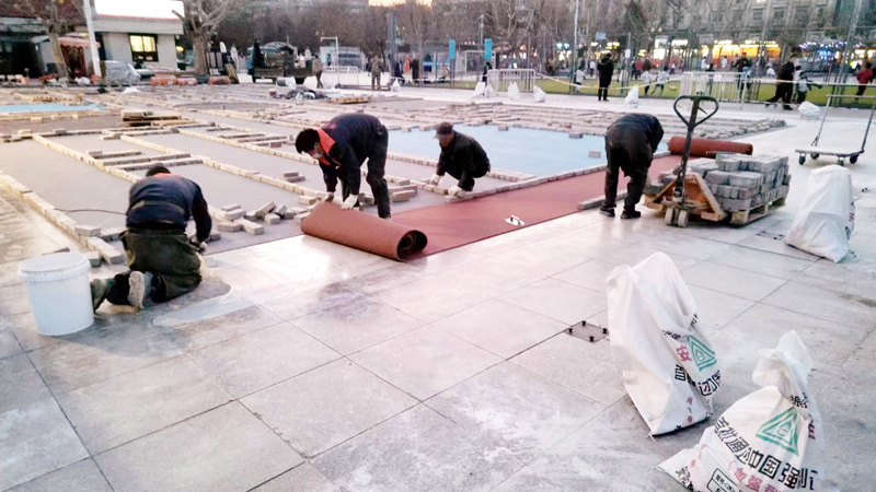 rubber-basketball-flooring-installation-(5)